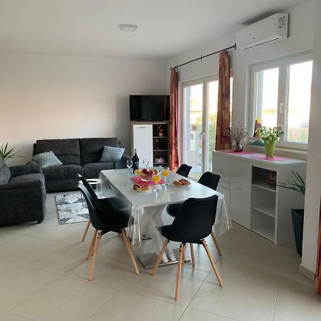 Zig-Zag Appartement Mlini Buitenkant foto